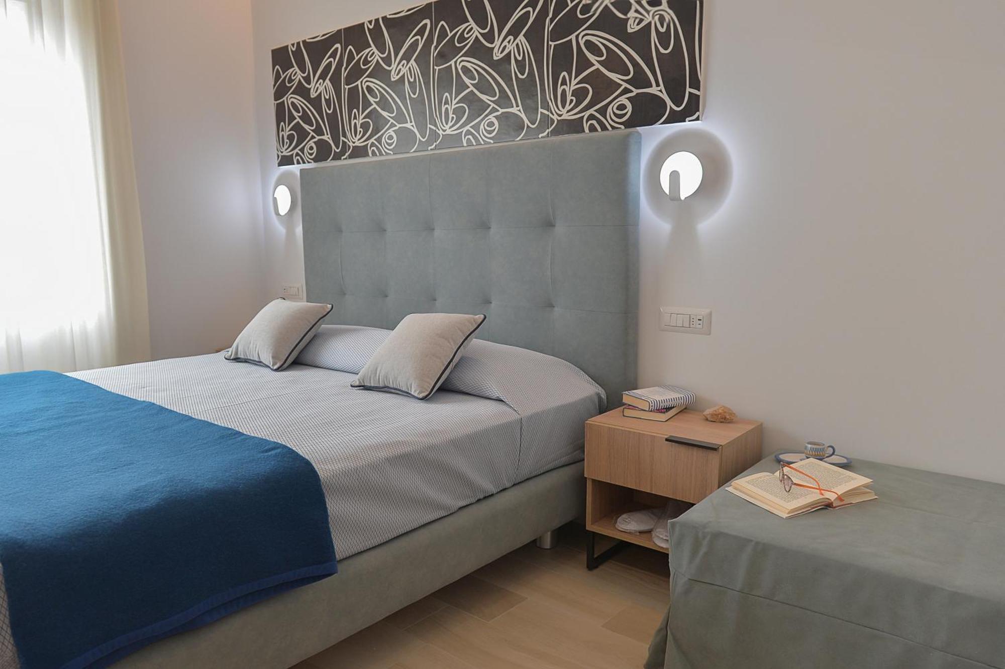 Charming Rooms Amalfi Coast Maiori Exterior photo